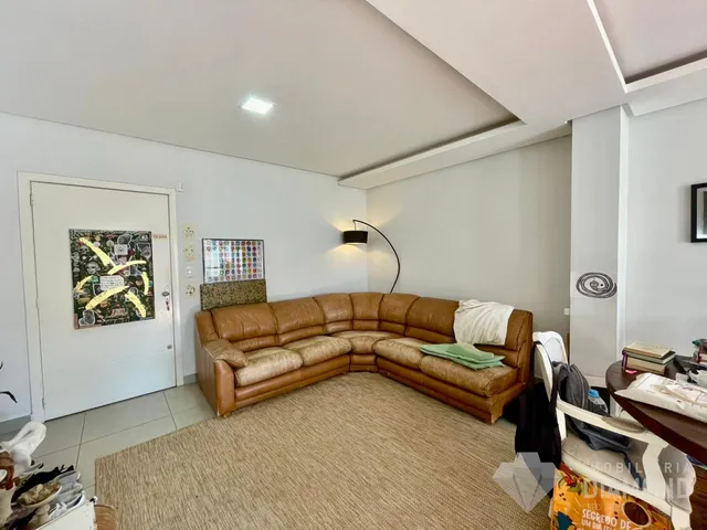 Apartamento com 2 dormitórios, foto 2