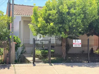 Casa com 3 dormitórios, foto 1