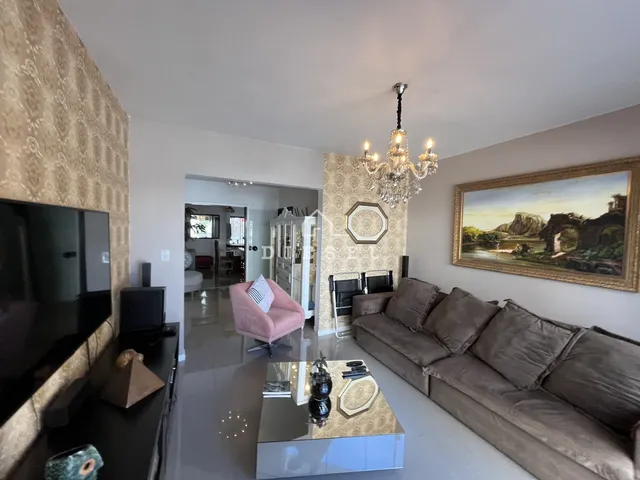 Apartamento com 3 dormitórios
