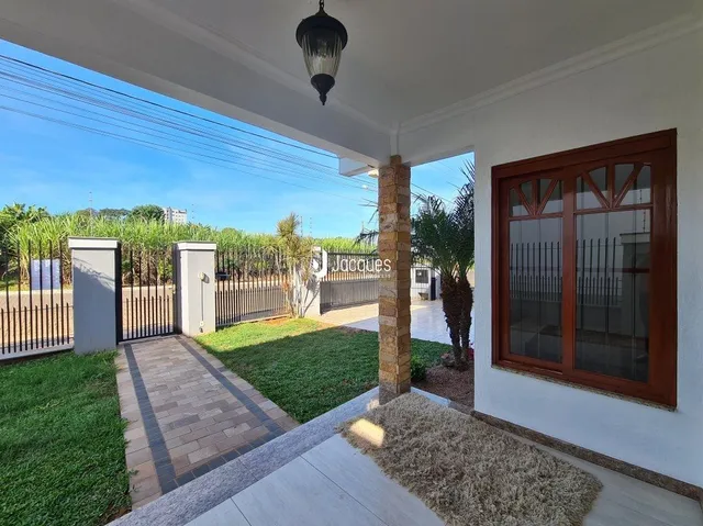 Casa com 3 dormitórios, foto 2