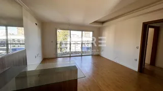 Apartamento com 2 dormitórios, foto 3