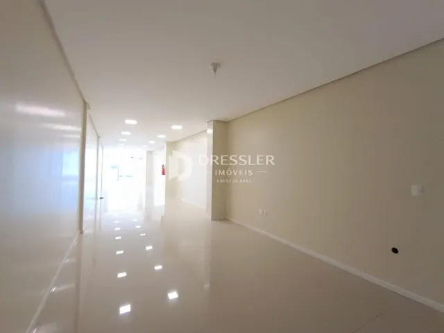 Corredor interno de um imóvel em Lajeado.