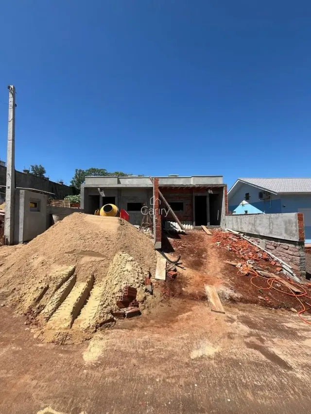 Casa geminada com 2 dormitórios