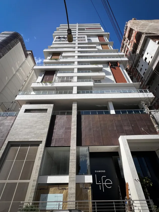 Apartamento com 3 dormitórios