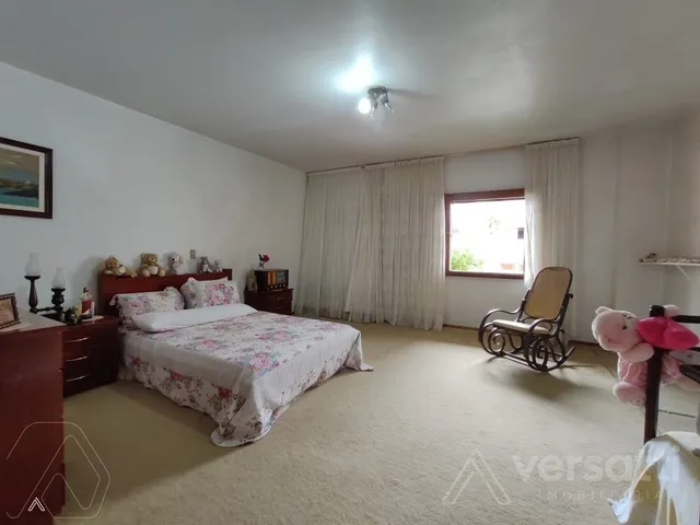 Casa com 5 dormitórios, foto 4
