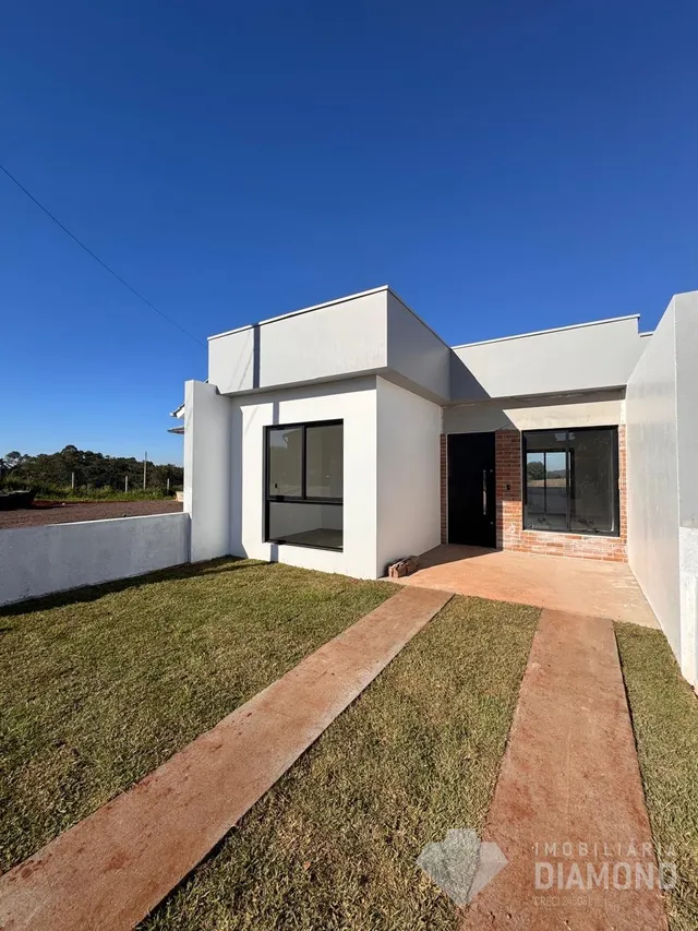 Casa geminada com 2 dormitórios