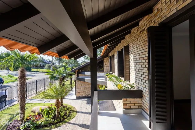 Casa com 4 dormitórios, foto 4