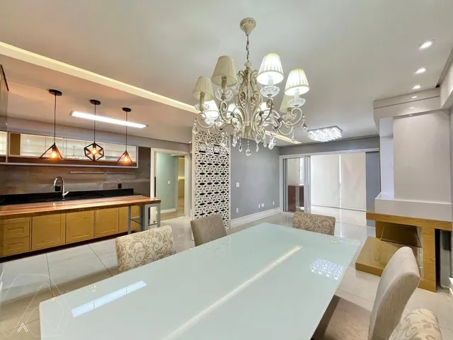 Apartamento com 3 dormitórios