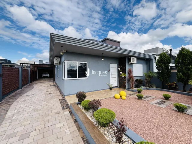 Casa com 2 dormitórios