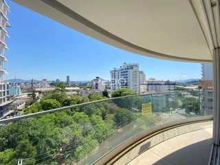 Vista panorâmica da cidade de Lajeado com vista para a vegetação.