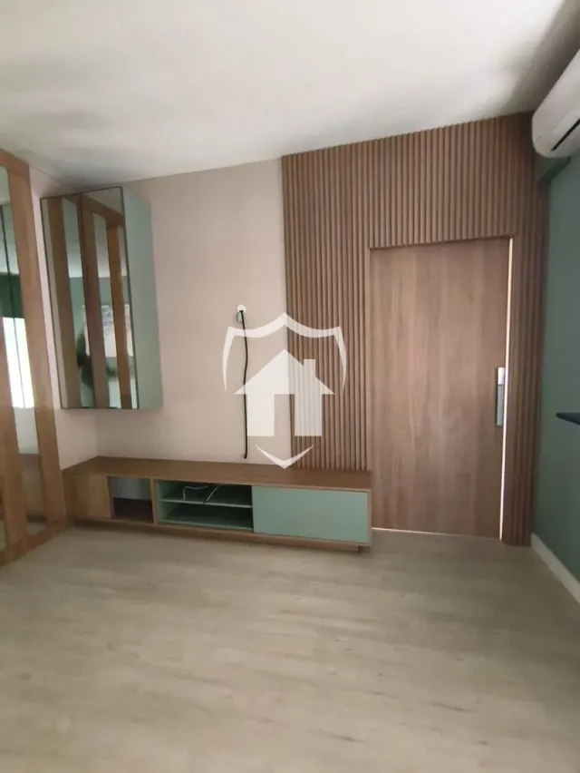 Apartamento com 2 dormitórios, foto 2