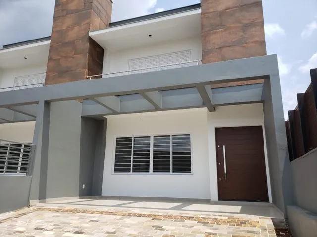 Sobrado com 3 dormitórios