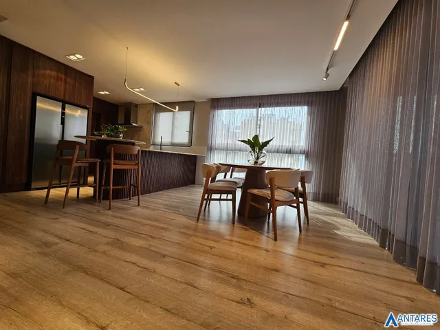 Apartamento com 3 dormitórios, foto 2