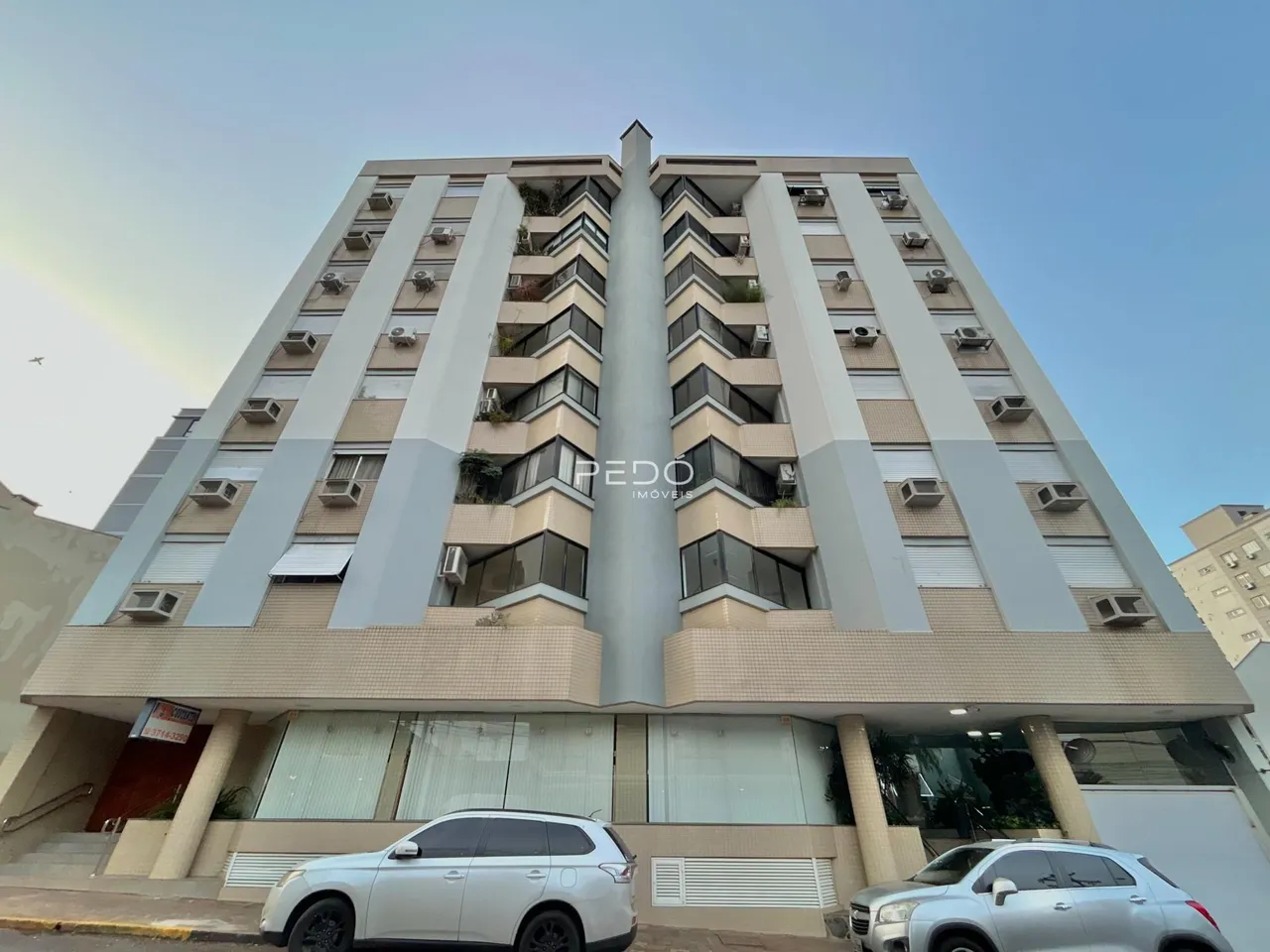 Fachada de um prédio residencial em Lajeado, Brasil.
