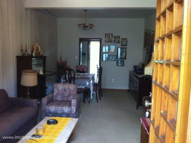 Casa com 4 dormitórios, foto 2