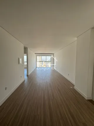 Apartamento com 2 dormitórios, foto 2