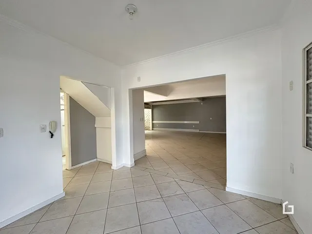 Casa com 5 dormitórios, foto 4