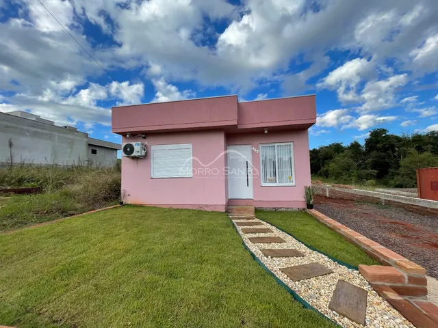 Casa com 1 dormitório
