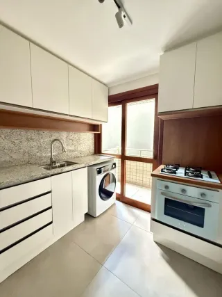 Apartamento com 2 dormitórios, foto 3