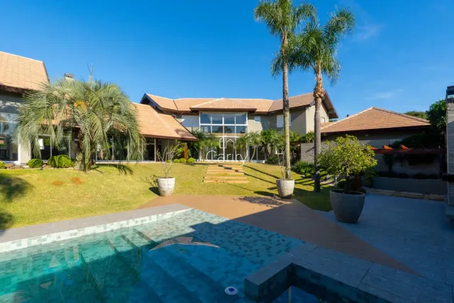 Casa com 5 dormitórios