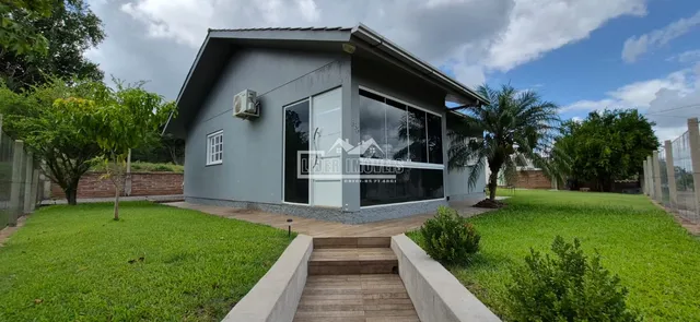 Casa com 3 dormitórios