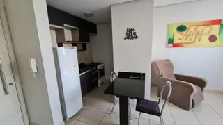 Apartamento com 1 dormitório, foto 2
