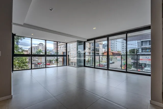 Apartamento com 3 dormitórios, foto 2