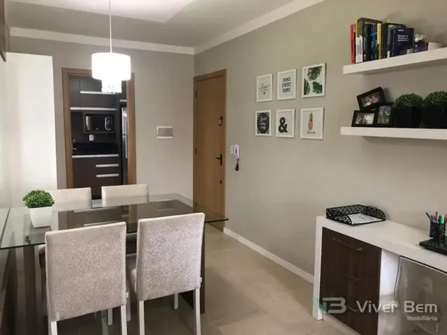 Apartamento com 2 dormitórios
