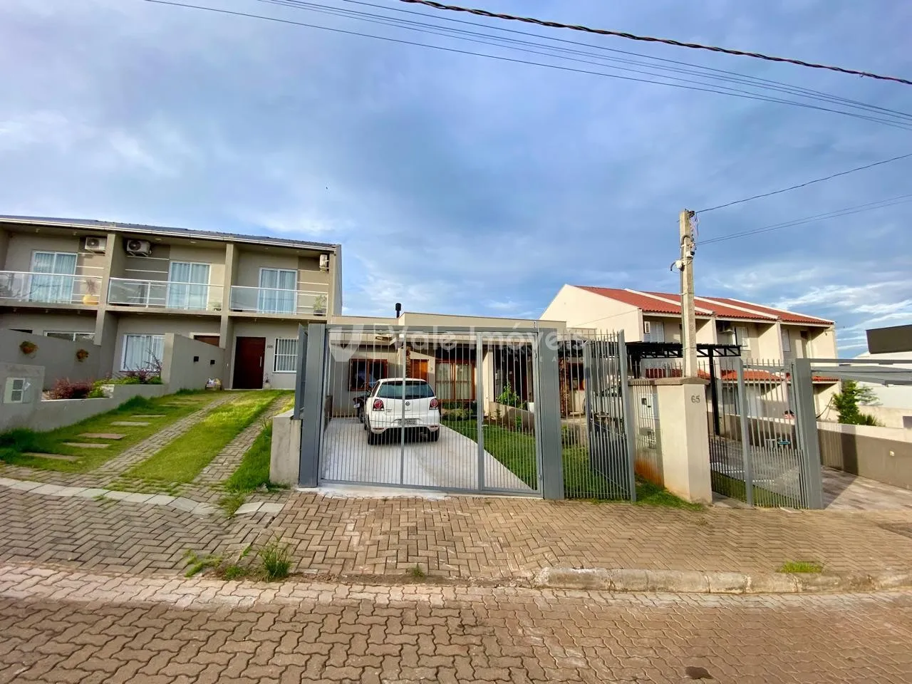 Casa geminada com 2 dormitórios, foto 1