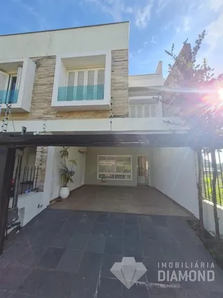 Casa geminada com 3 dormitórios, foto 1