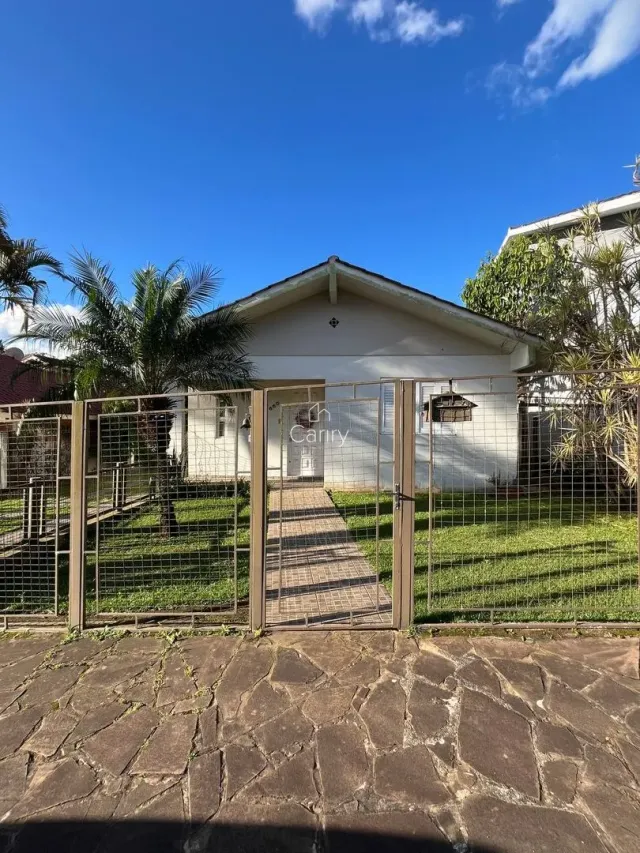 Casa com 2 dormitórios