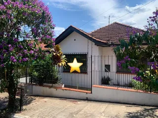 Casa com 5 dormitórios, foto 1