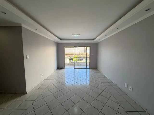 Apartamento com 3 dormitórios, foto 2