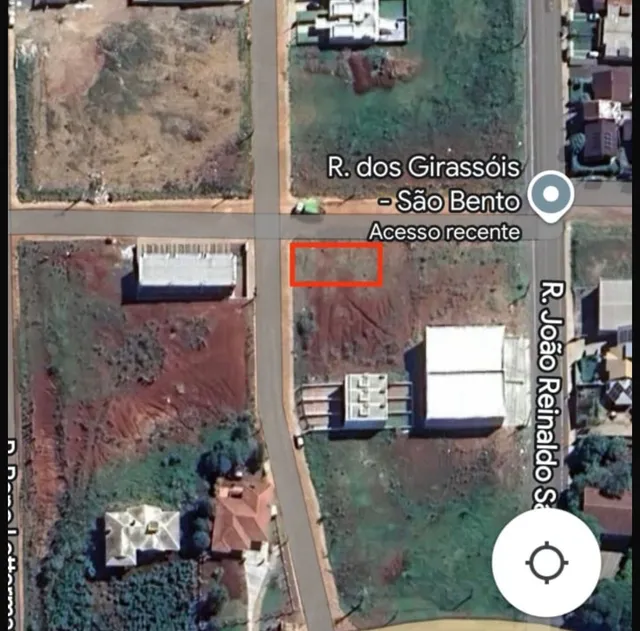 Vista aérea de um lote residencial em Lajeado, mostrando a disposição da propriedade e as vias de acesso.
