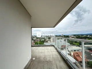 Foto de uma varanda com vista para a paisagem urbana de Lajeado.