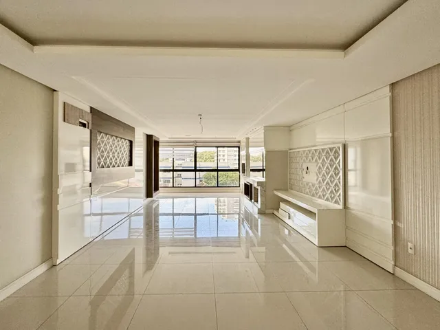 Apartamento com 4 dormitórios, foto 2