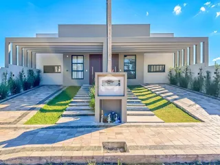 Casa geminada com 3 dormitórios, foto 1