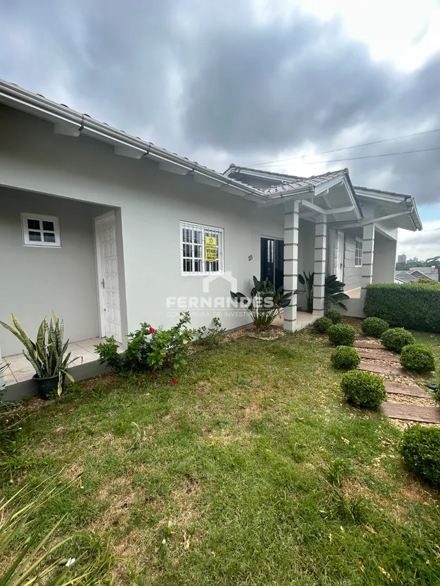 Casa com 3 dormitórios