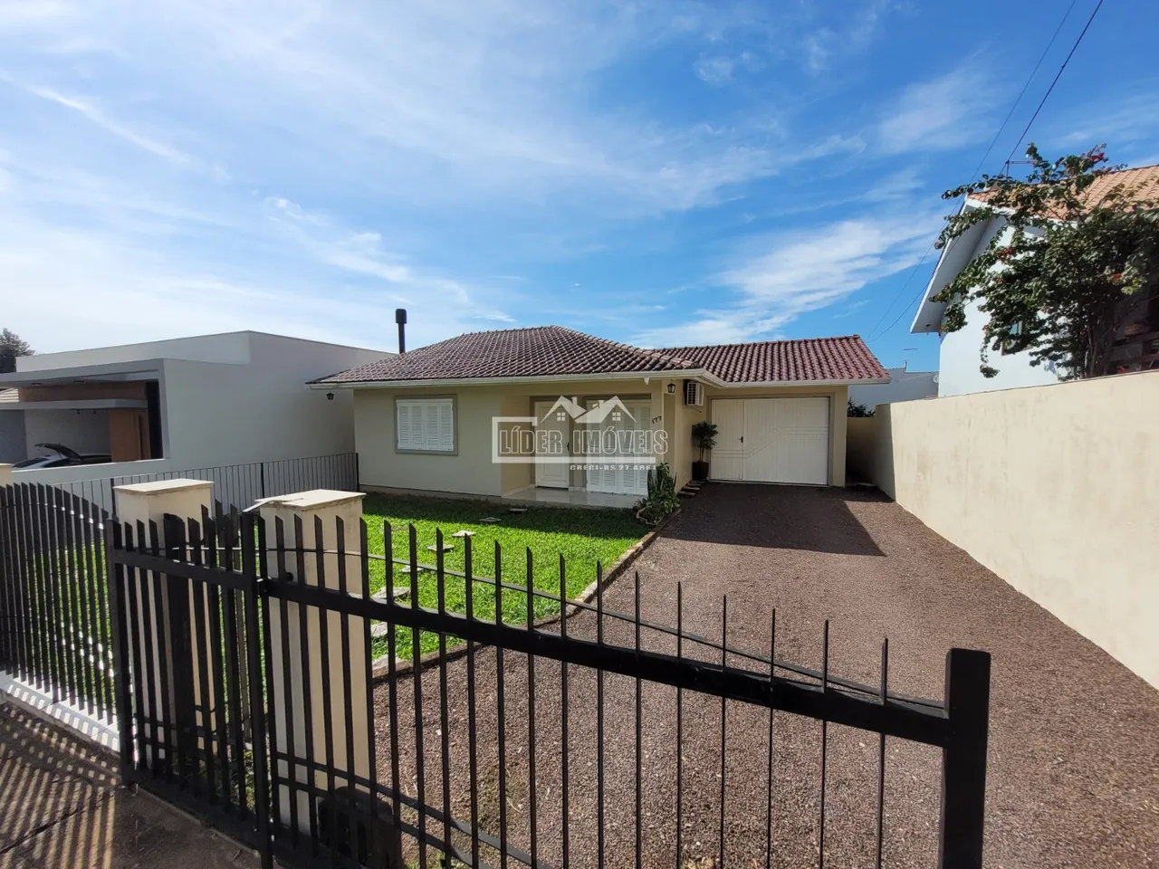 Casa com 3 dormitórios, foto 1