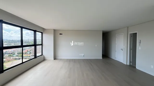 Apartamento com 3 dormitórios, foto 2