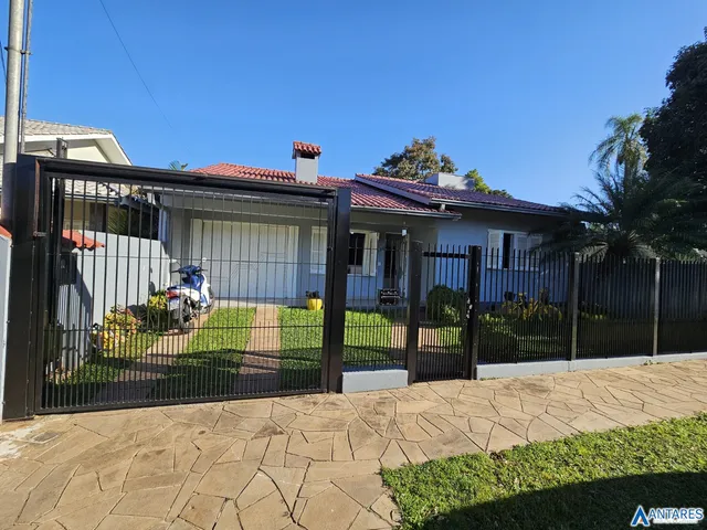 Casa com 3 dormitórios, foto 2