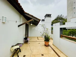 Vista de um pátio externo de uma residência em Lajeado, Brasil.