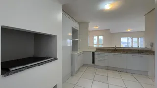 Apartamento com 3 dormitórios, foto 4