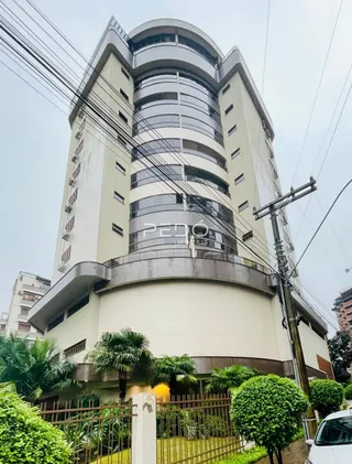 Fachada de um edifício residencial em Lajeado, Brasil.