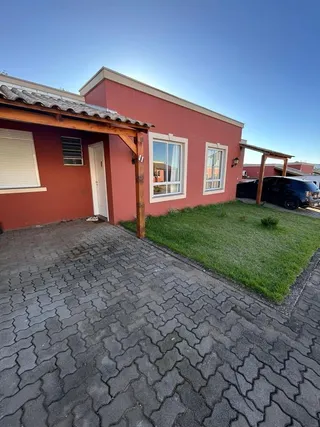 Casa geminada com 3 dormitórios, foto 2