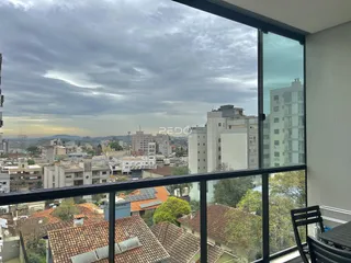 Vista panorâmica de telhados e edifícios na paisagem urbana de Lajeado.