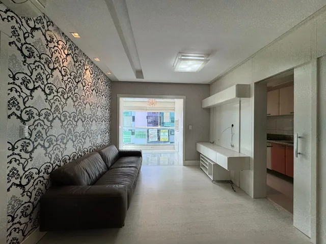 Apartamento com 2 dormitórios