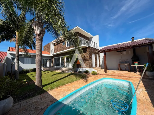Casa com 3 dormitórios