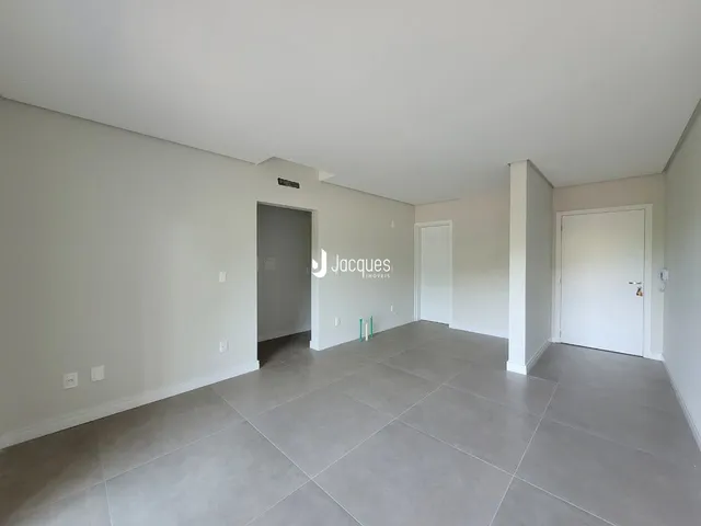 Apartamento com 2 dormitórios, foto 2