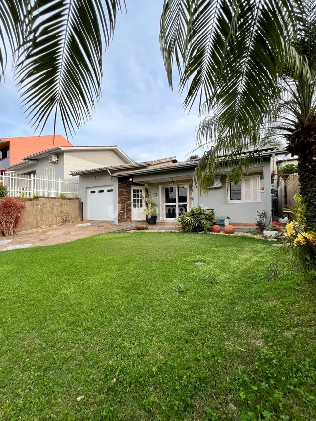 Casa com 3 dormitórios